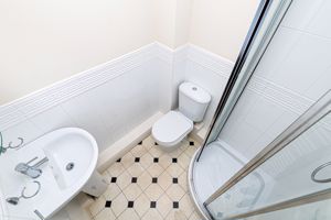 En Suite- click for photo gallery